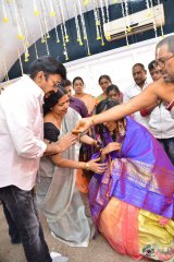 2 States Movie Opening